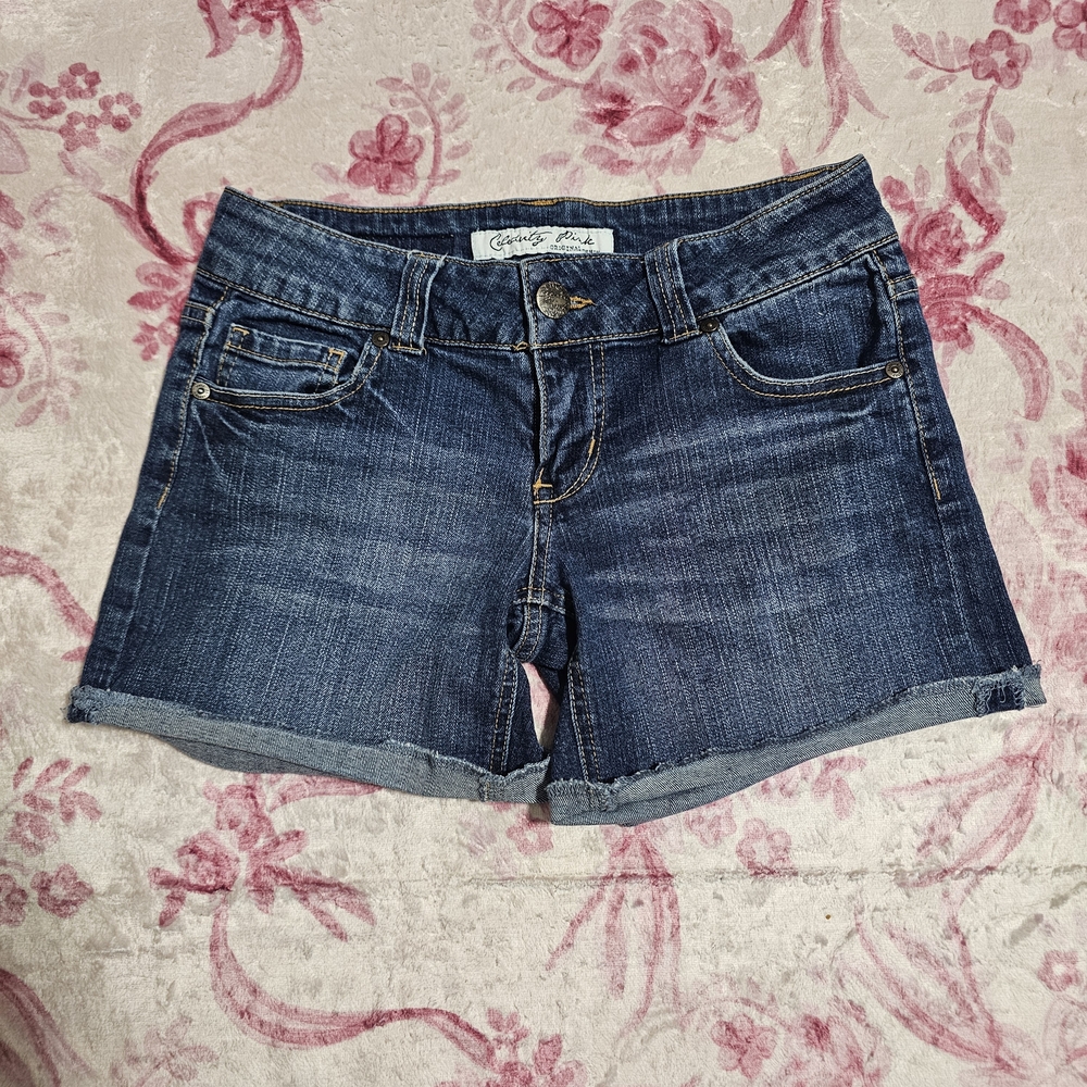 Celebrity Pink Dark Wash Denim Shorts Cuffed Raw Hem Size 5 CW3350F12AC